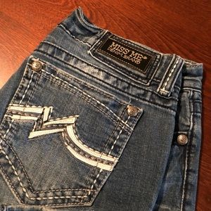 Pre-loved Miss Me Jeans. Straight cut.